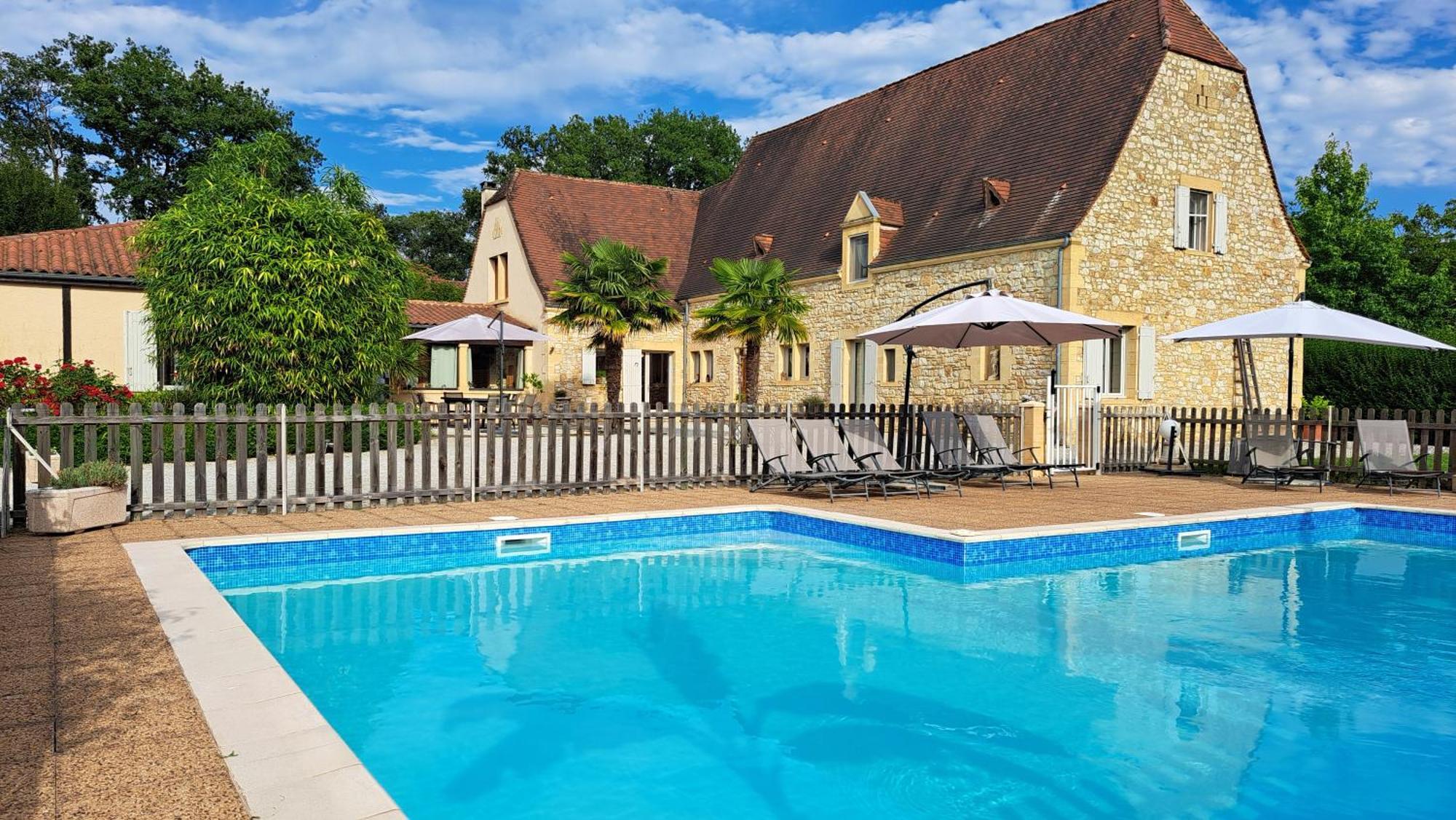فيتراك La Barde Montfort, Votre Maison D'Hotes A 4 Kms De Sarlat Dordogne المظهر الخارجي الصورة